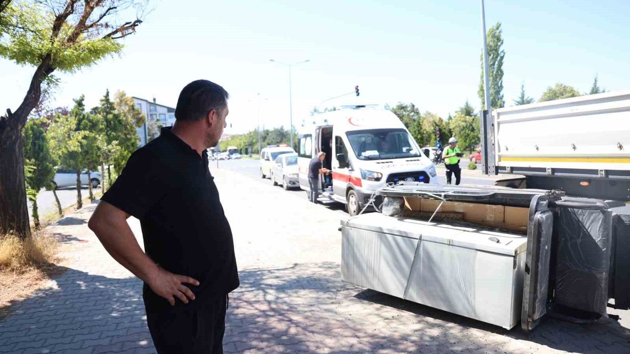 Nevşehir'de tırın motosiklete çarpması sonucu 1 kişi yaralandı