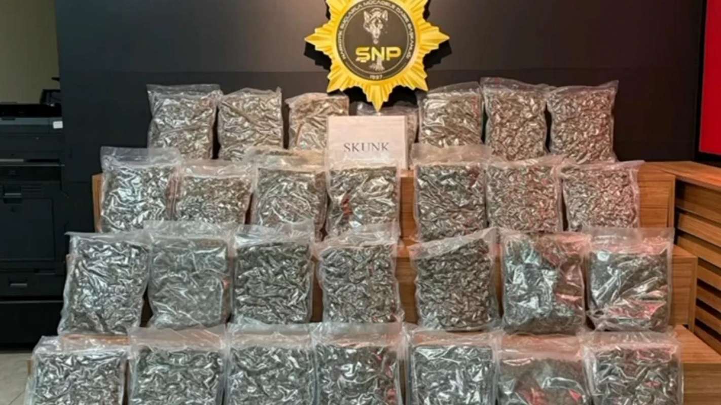 Şanlıurfa'da otobüste yakalanan 16 kilo uyuşturucunun 1 faili tutuklandı