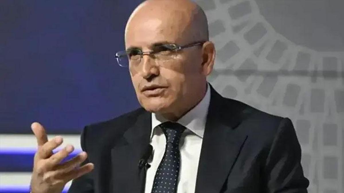 Bakan Şimşek ekonomi programına bağlılık ve dezenflasyon mesajı verdi