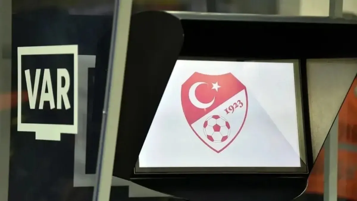 MHK Süper Lig'de bugün oynanacak 4 maçın VAR hakemlerini duyurdu