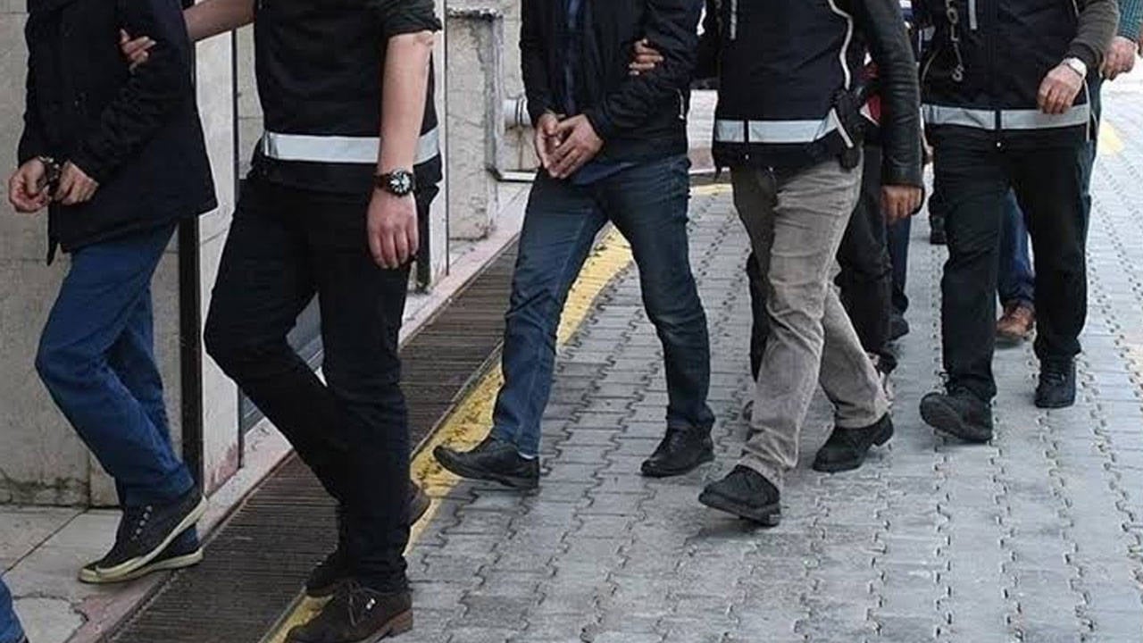 Tekirdağ'da uyuşturucu satıcılarına yönelik operasyonda 25 kişi tutuklandı