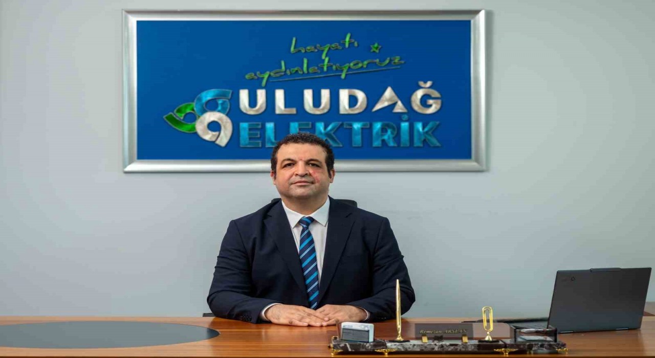 Uludağ Elektrik meme kanseri farkındalığı için faturaları pembeye dönüştürdü