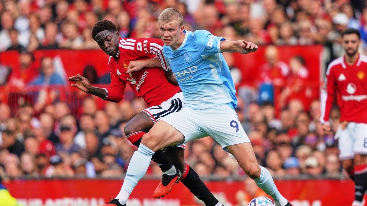 İngiltere Hakem Kurulu Manchester derbisindeki hatayı kabul etti
