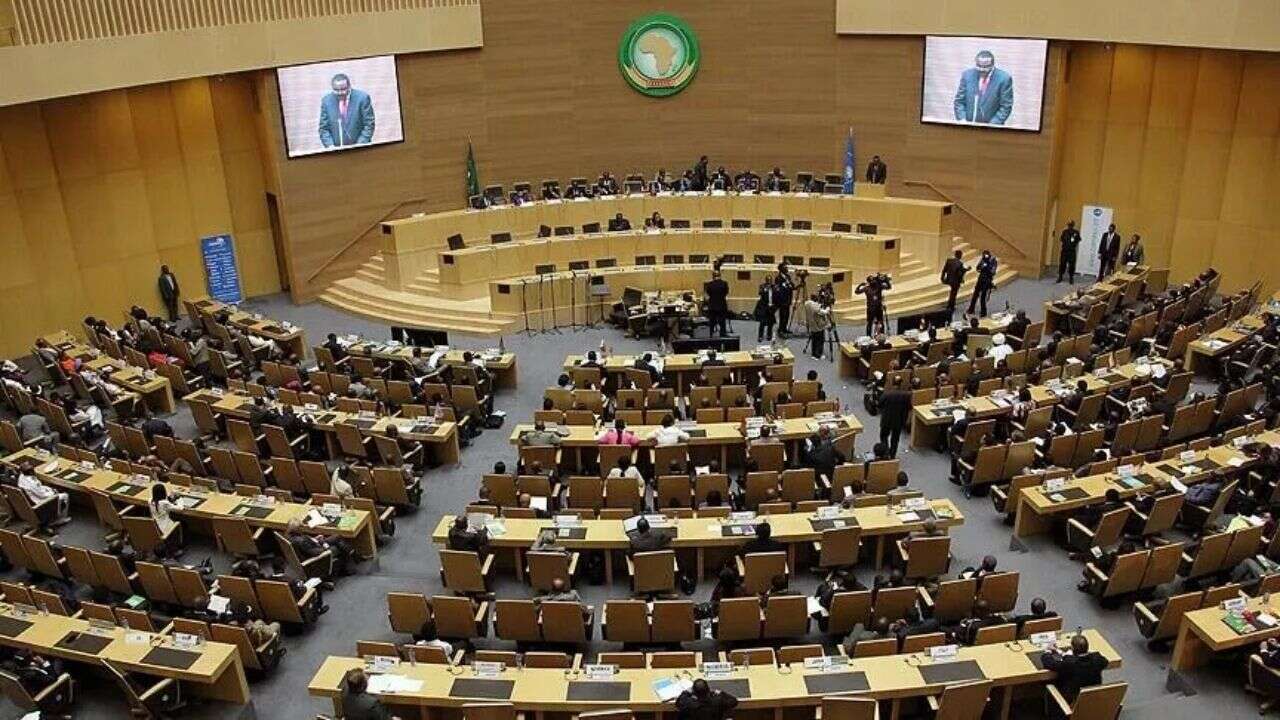 Afrika Birliği liderleri çatışmaların önlenmesi için Luanda'da toplandı