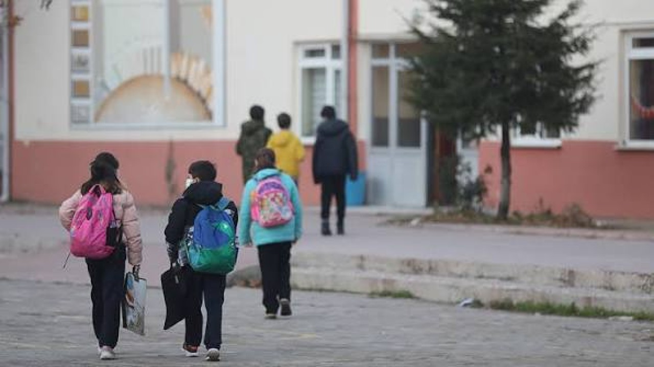 Şanlıurfa'da deprem nedeniyle eğitime bir gün ara verildi