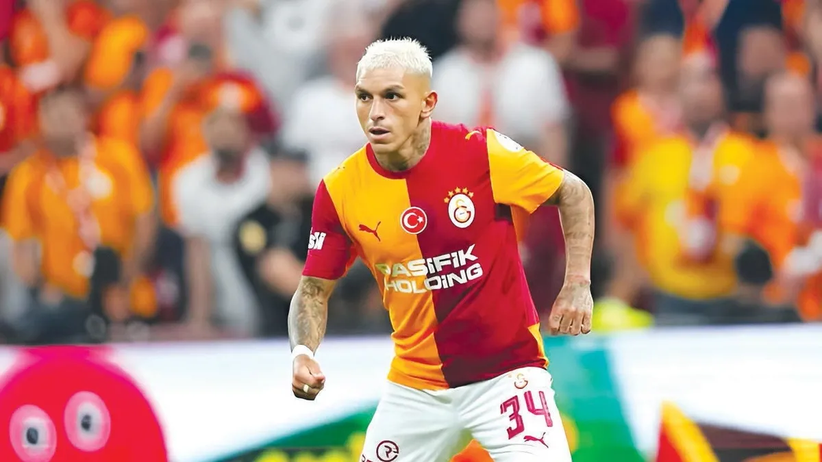 Galatasaray yönetimi Lucas Torreira'nın maaş artışı talebini reddetti