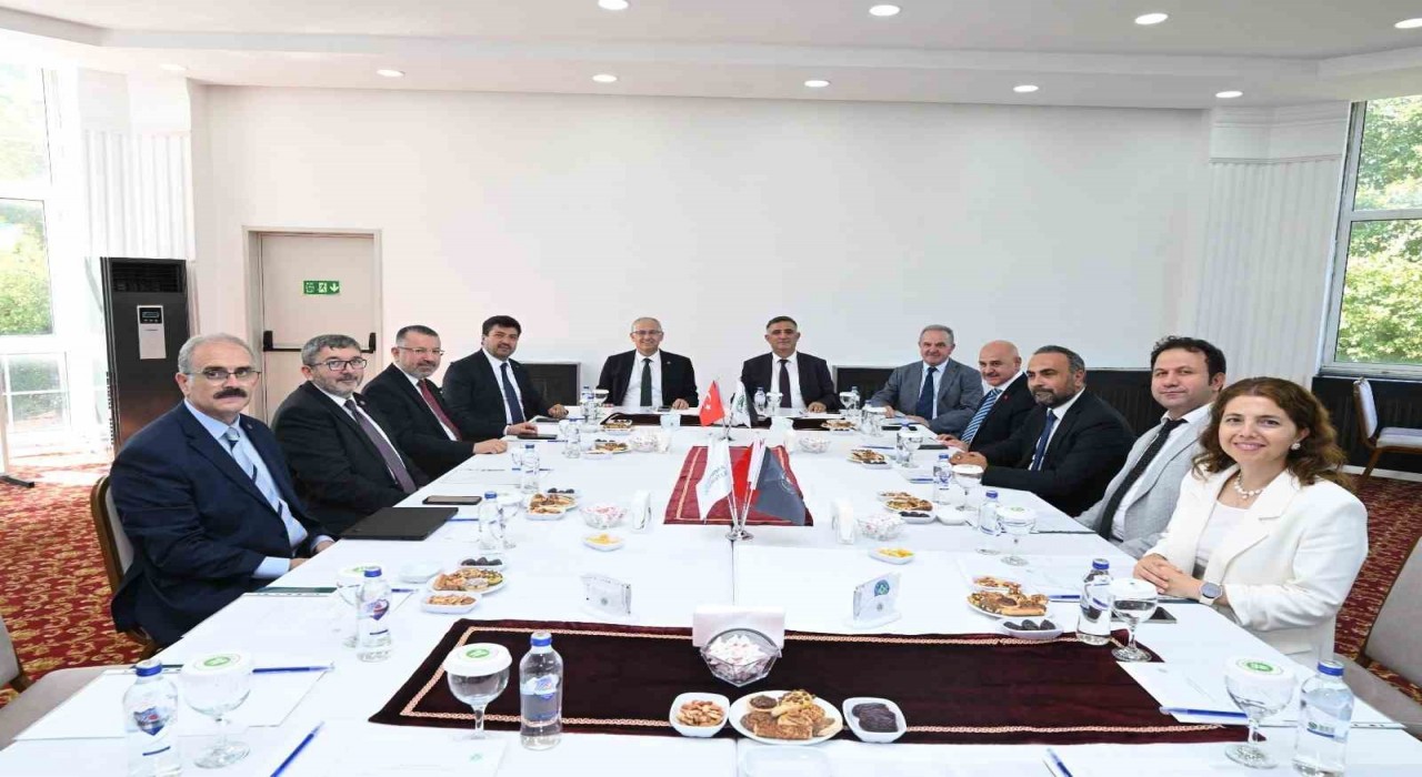 Batı Karadeniz Üniversiteleri Birliği toplantısı Kocaeli'de yapıldı