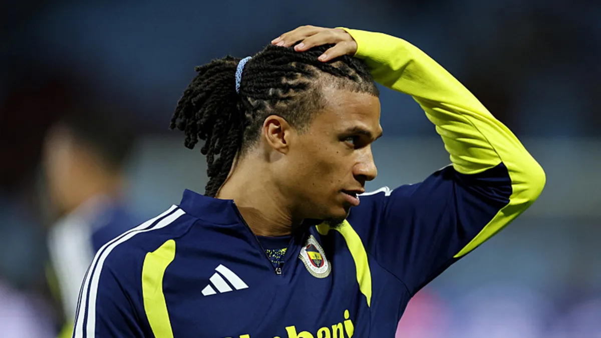 Fenerbahçeli Nathan Ake Slavia Prag maçı öncesi 3 puan hedeflediklerini söyledi