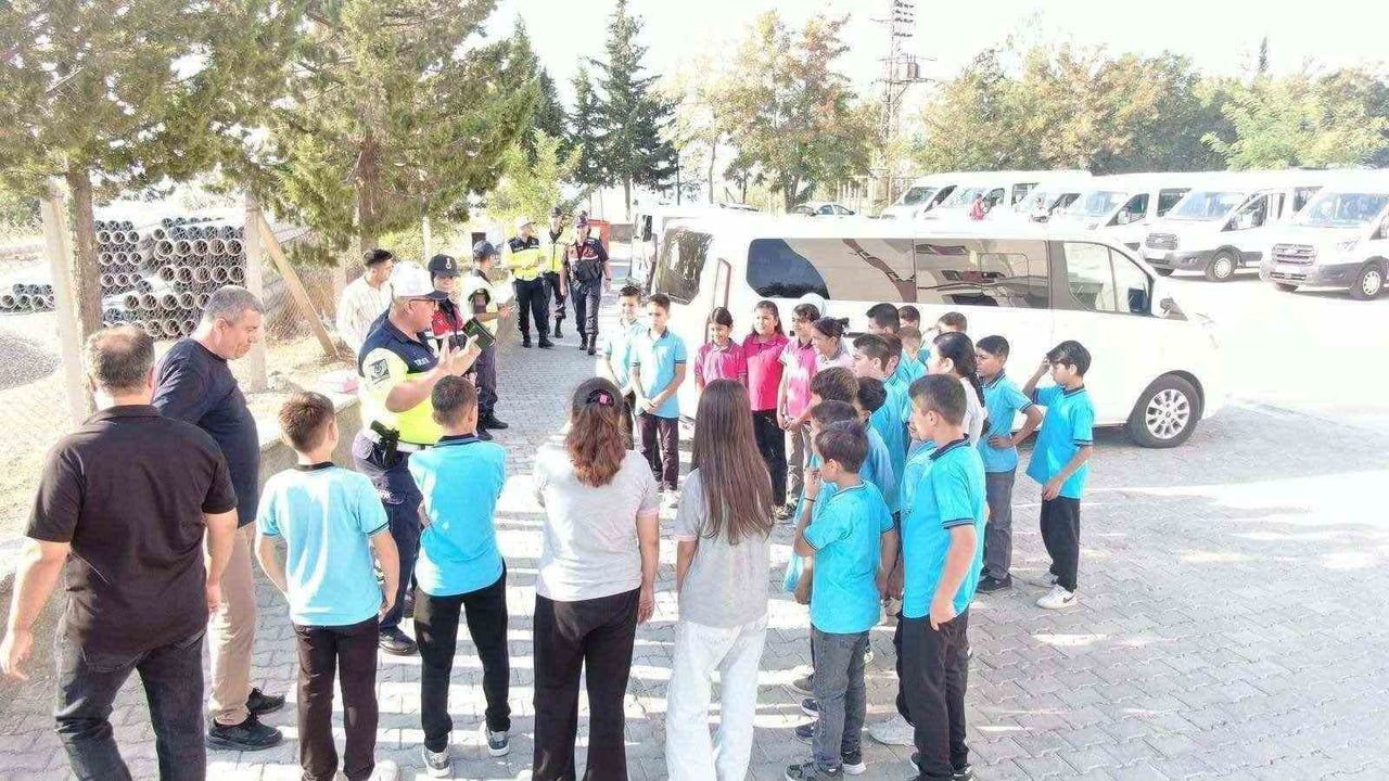 Kahramanmaraş'ta jandarma ekiplerinden okul çevrelerine güvenlik denetimi