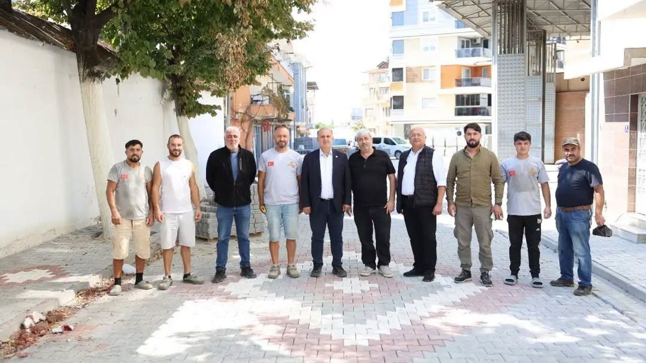 İncirliova'da ulaşım altyapısını güçlendirmek için yol çalışmaları sürüyor