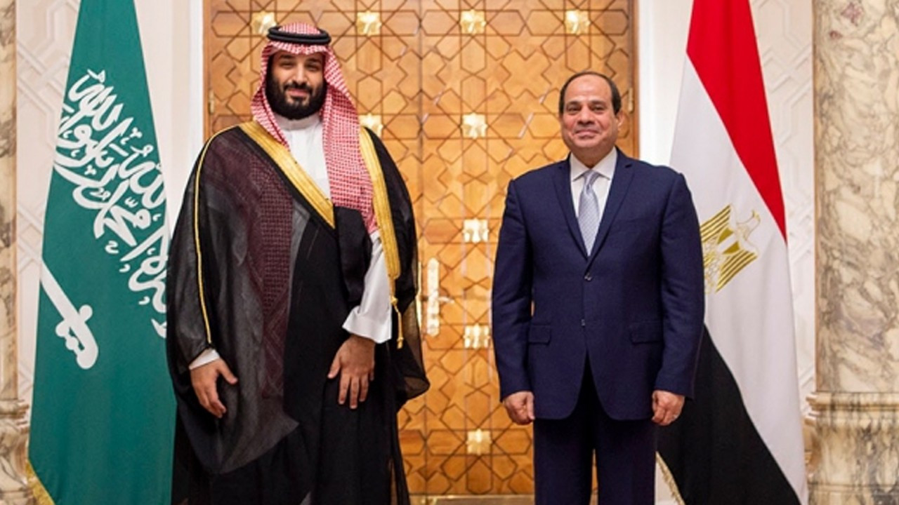 Sisi ve Bin Selman Kahire'de bölgesel güvenlik ve Yemen krizini görüştü