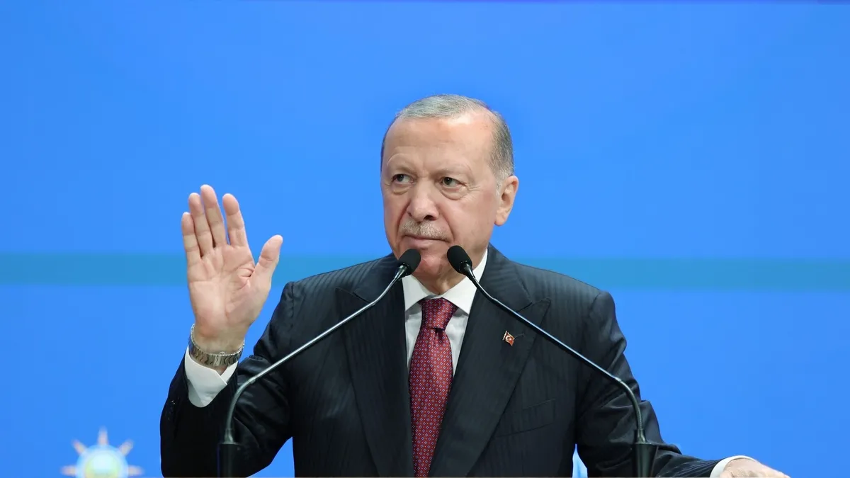 Erdoğan fon soruşturmasında idari ve siyasi adımların atılacağını duyurdu