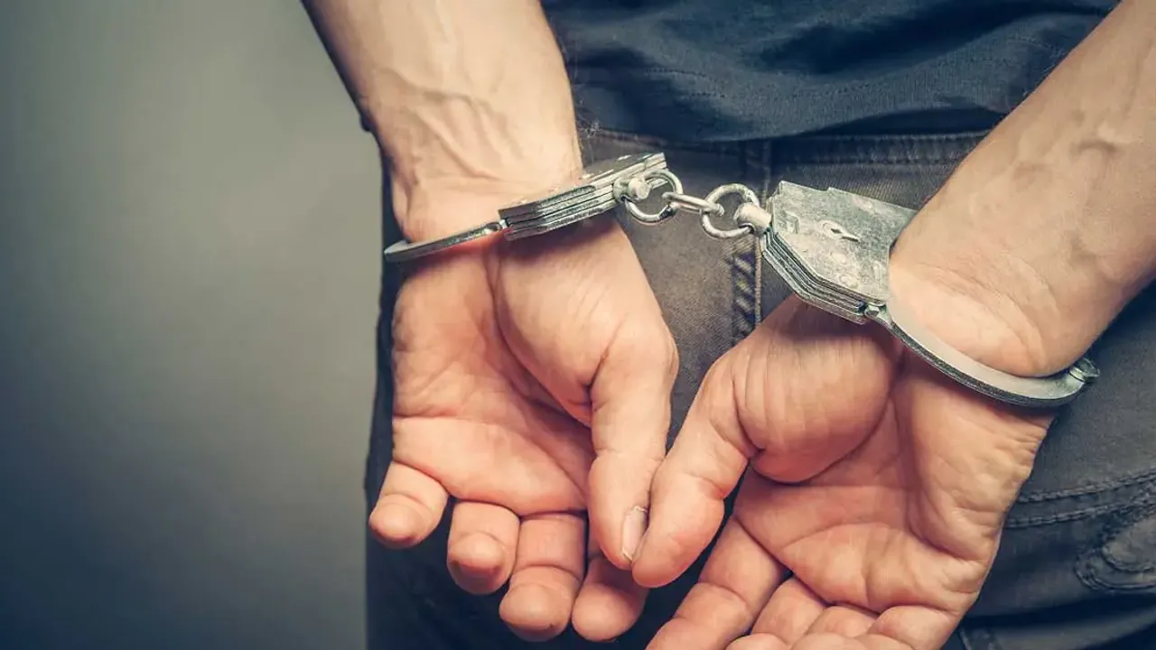 Fon soruşturmasında adliyeye sevk edilen 6 şüpheli tutuklandı