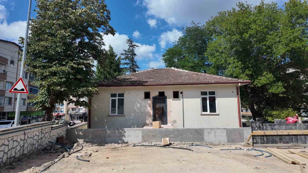 Kocaeli Büyükşehir Belediyesi Kandıra'da Saygınlar Kulübü açıyor