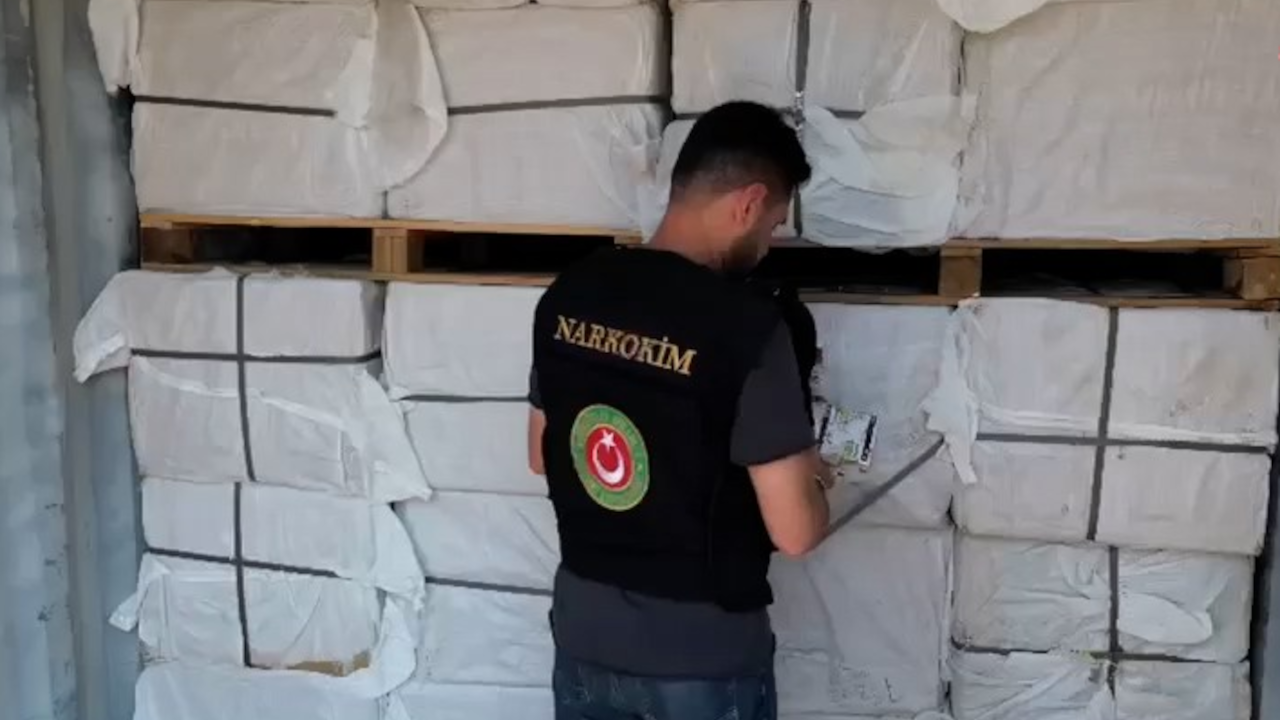 Mersin'de üç ayrı operasyonda 1 ton 716 kilogram pregabalin ele geçirildi