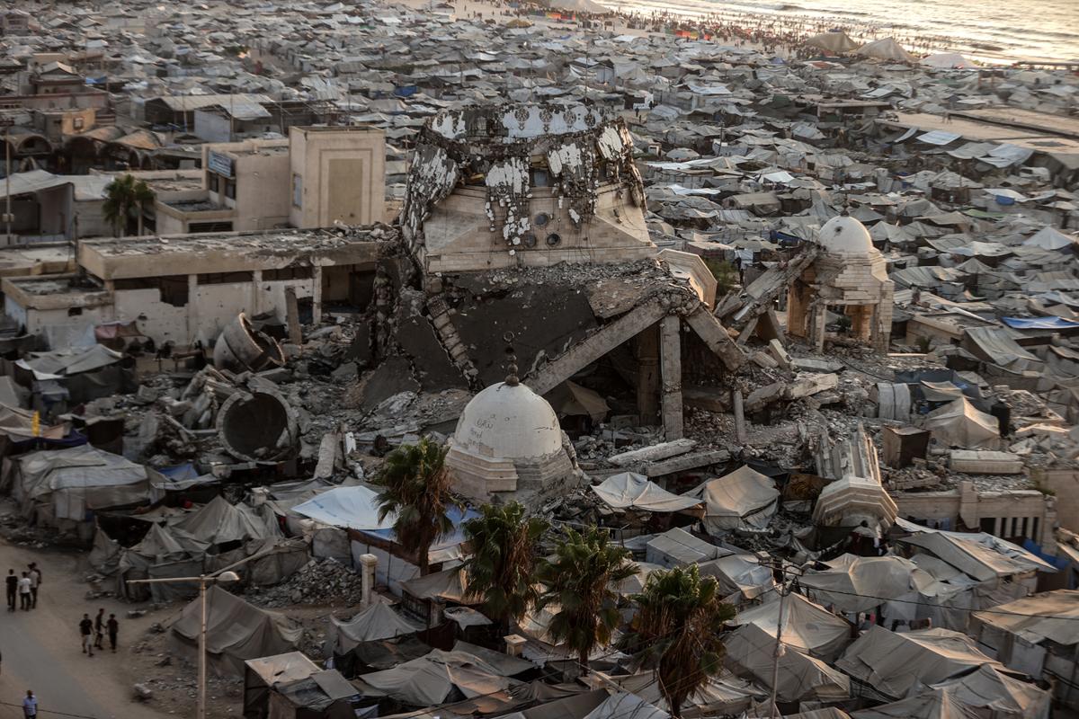 Gazze'de yerinden edilen 2,1 milyon Filistinli ağır koşullarda yaşıyor