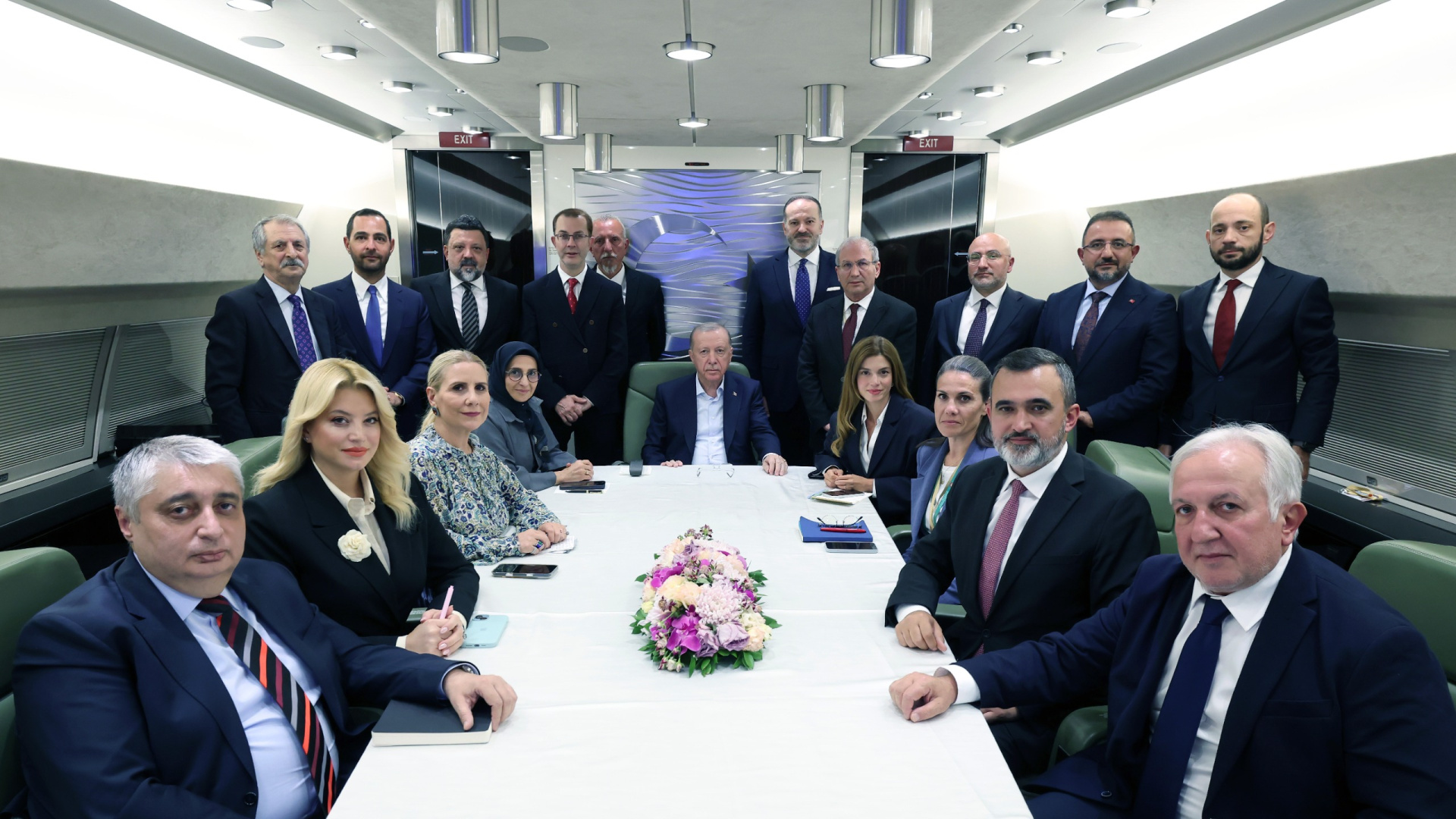 Erdoğan, Putin ile yaptığı görüşmede savaşın bitmesini istediğini belirtti
