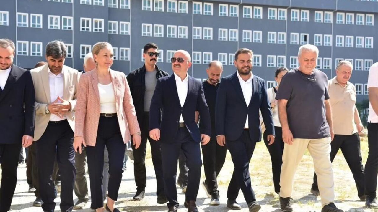 Aydın Valisi Dr. Osman Varol Nazilli Külliye Camisi inşaatını inceledi