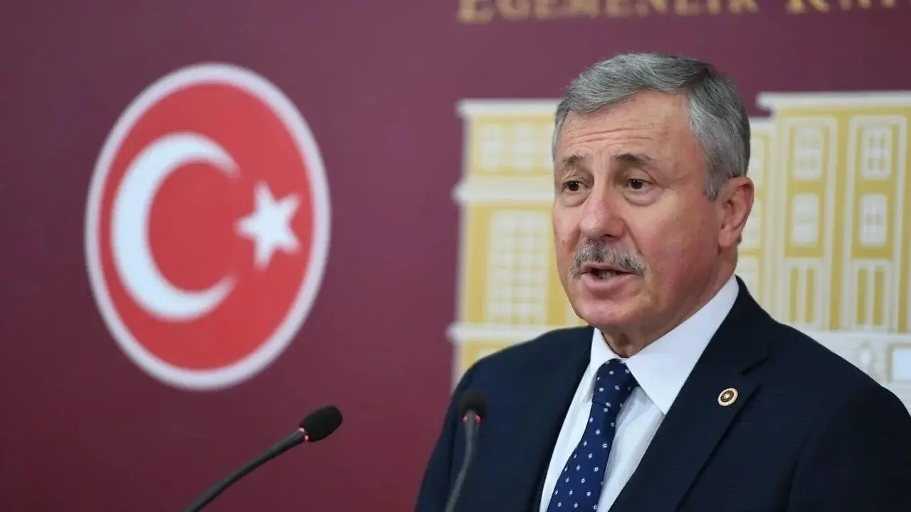 Selçuk Özdağ fon krizi ve Fatma Betül Sayan Kaya hakkındaki iddialar için önerge verecek