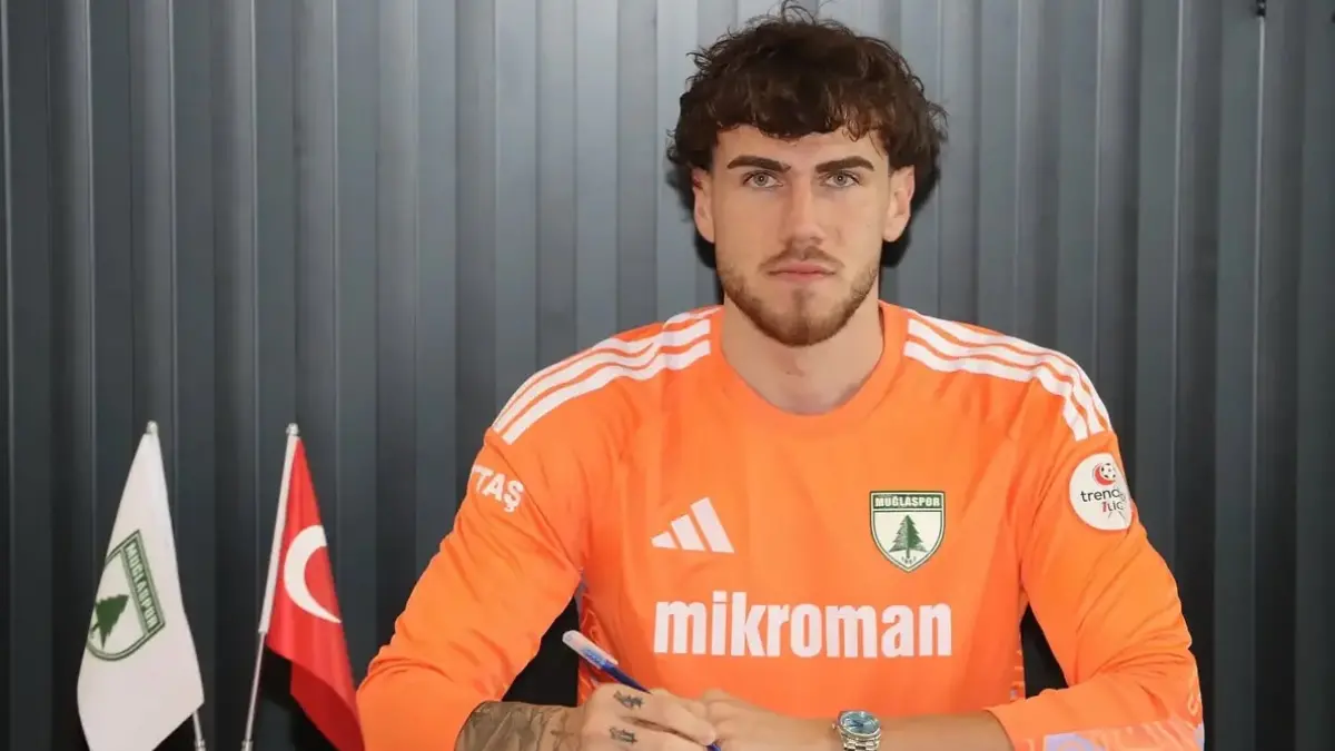 Muğlaspor kaleci Batıhan Gebecioğlu ile resmi sözleşme imzaladı