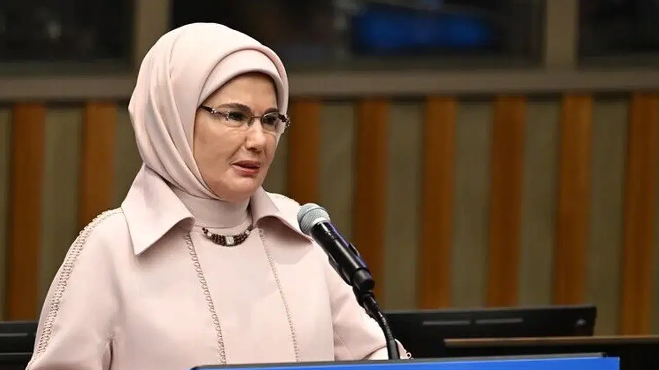 Emine Erdoğan, Cumhurbaşkanı Erdoğan'ın BM hitabını sosyal medyadan değerlendirdi