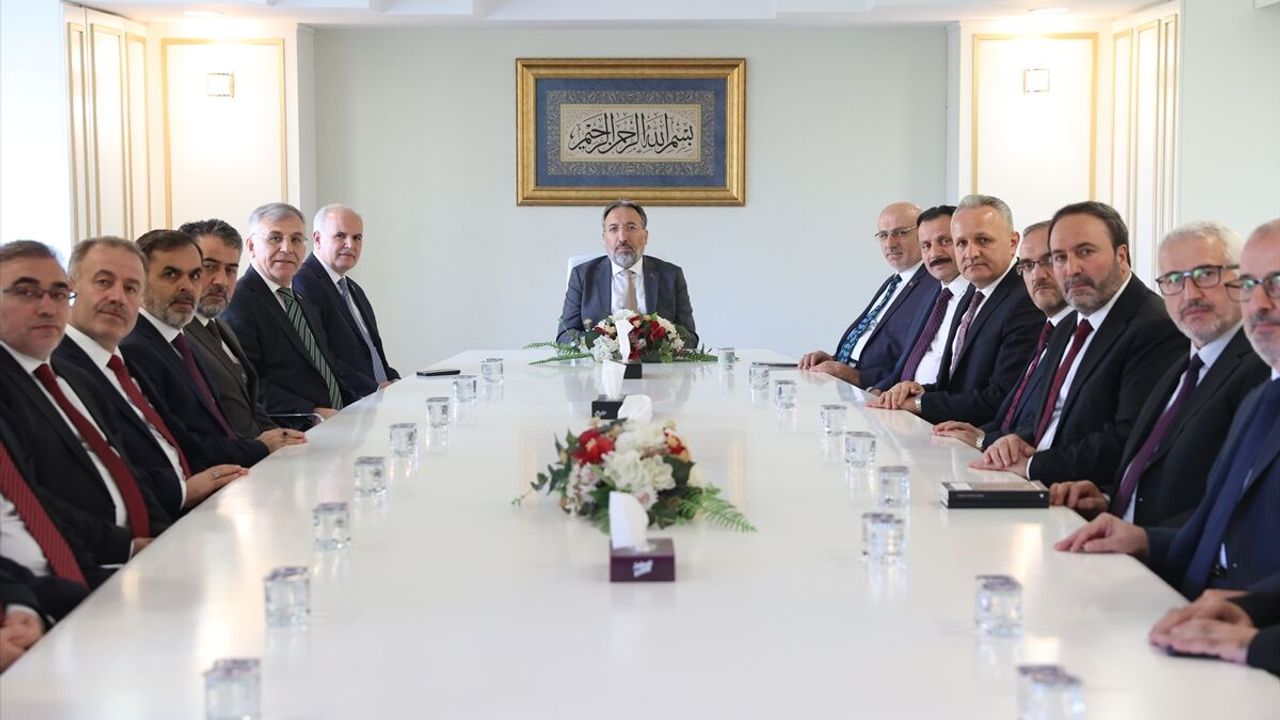 Safi Arpaguş yeni il müftülerine gençlere yönelik çalışma talimatı verdi