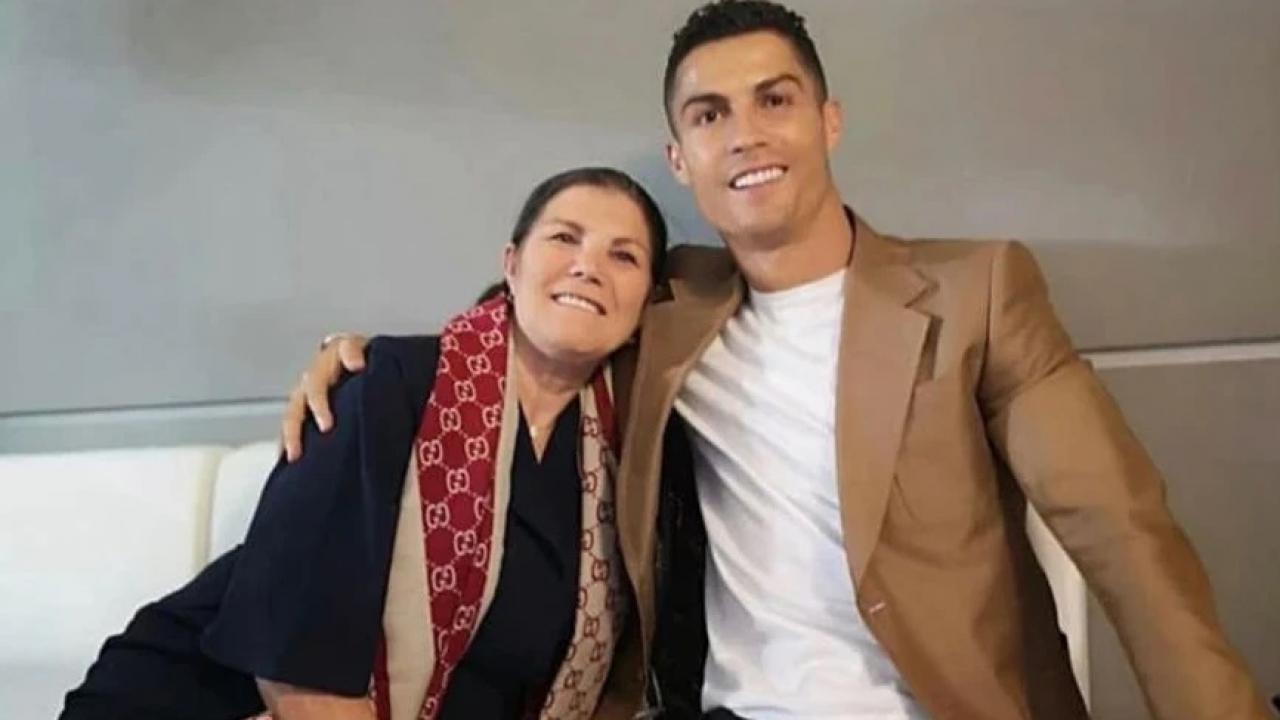Dolores Aveiro, oğlunun Portekiz Milli Takımı'ndan ayrılışına ilişkin konuştu