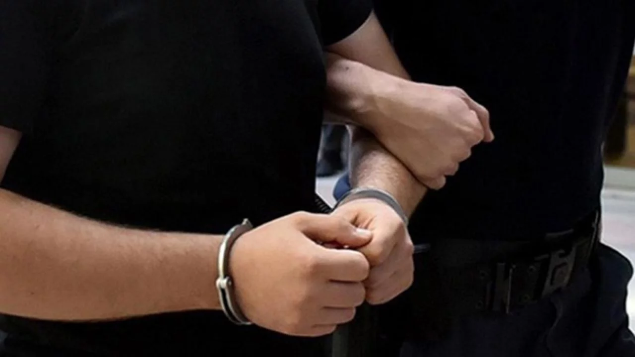 Kocaeli'de uyuşturucu operasyonunda 8 şüpheli gözaltına alındı