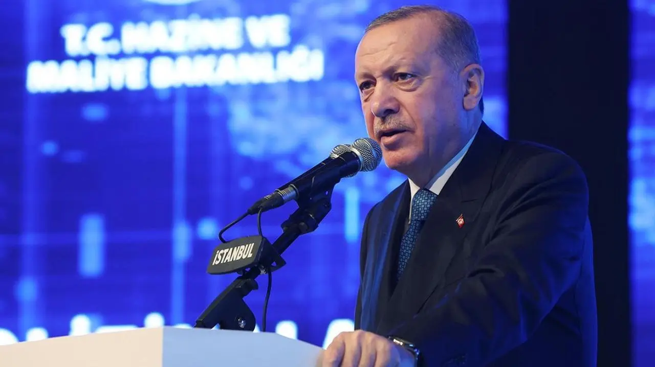 Financial Times Türkiye'deki 18 milyar dolarlık borsa skandalını analiz etti