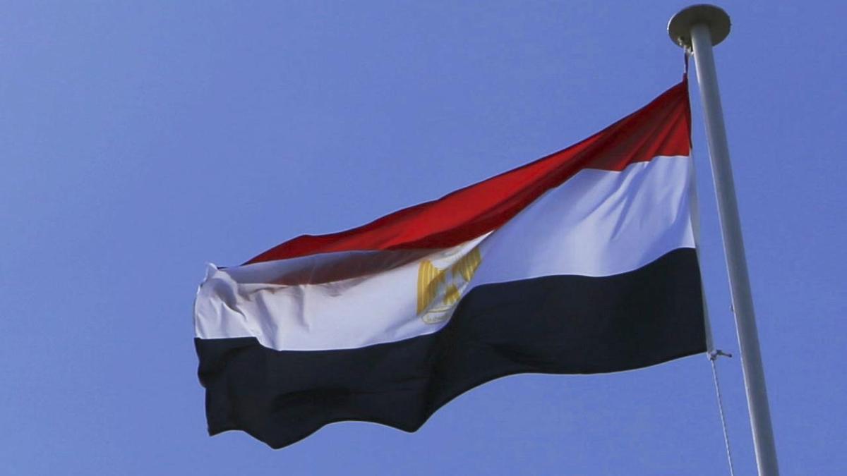 Mısır Meclisi Suudi Arabistan'a askeri destek görüşmesini erteledi