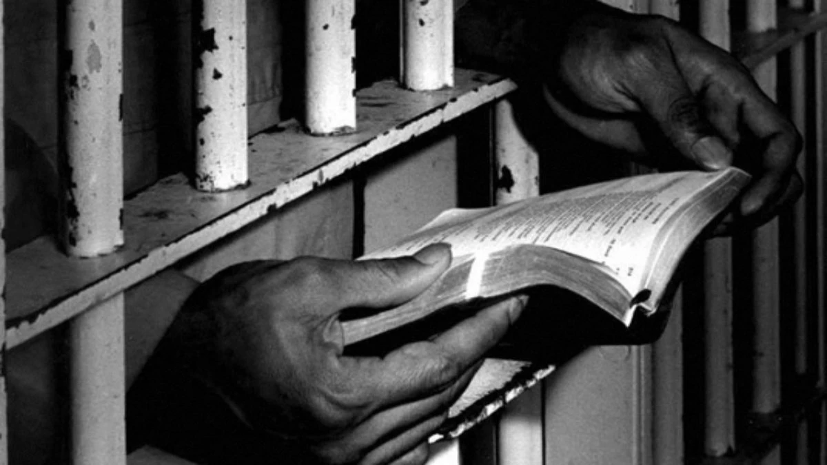 Anayasa Mahkemesi cezaevlerinde doküman alıkonulmasını ihlal saydı