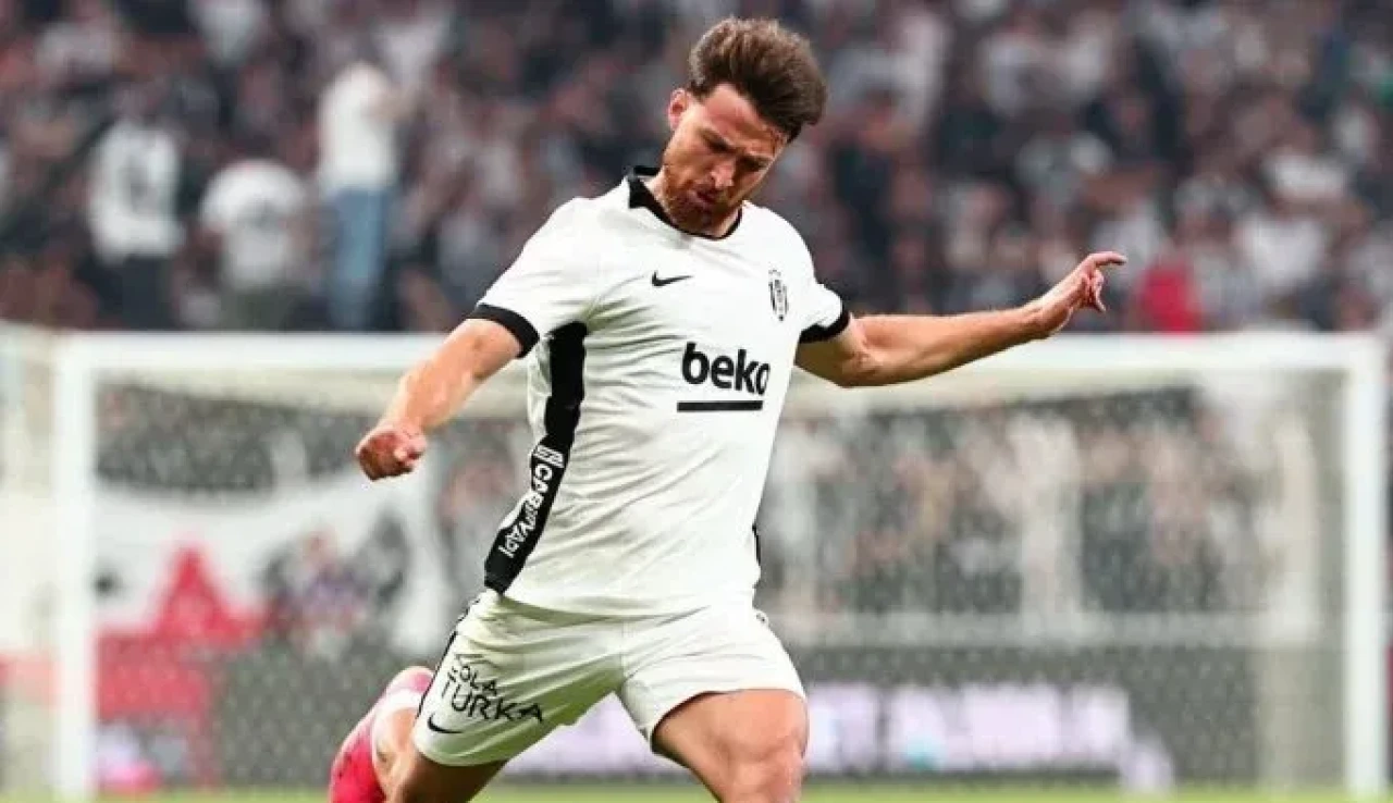 Salih Özcan Beşiktaş'taki yaşamından ve İstanbul'dan memnun olduğunu belirtti