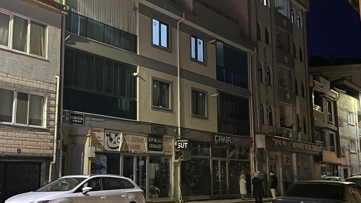 Bursa İnegöl'de balkondan düşen 15 yaşındaki çocuk ağır yaralandı