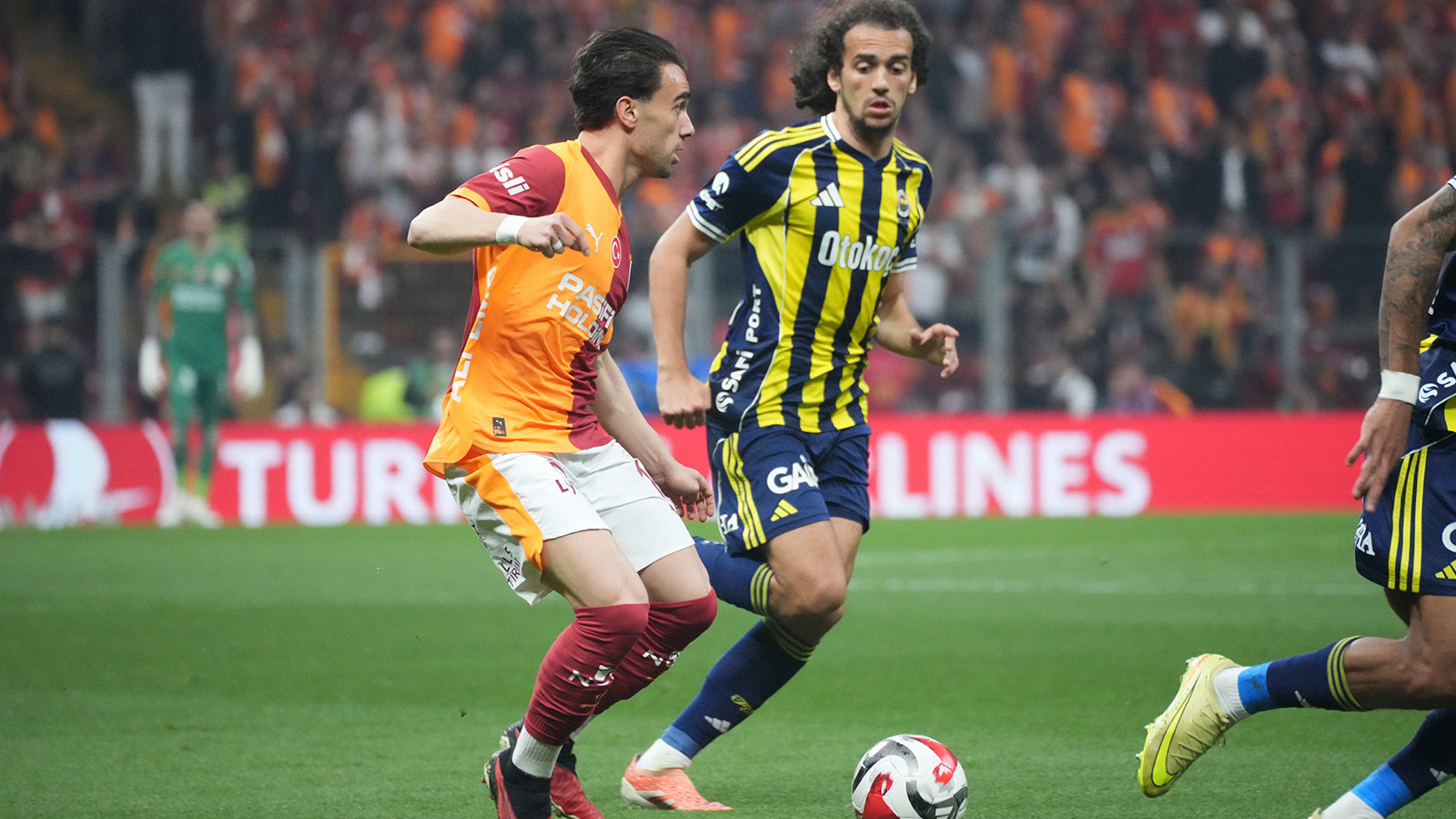 Galatasaray-Fenerbahçe derbisinin tarihinin değişebileceği iddia edildi