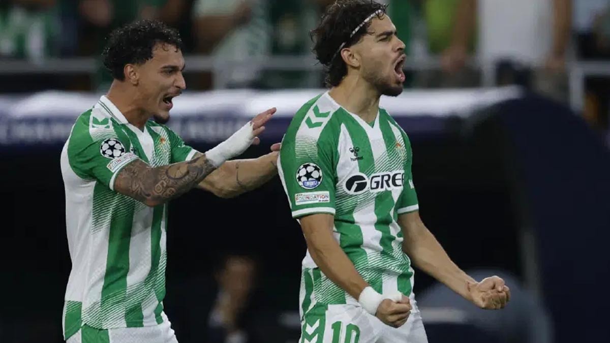 Real Betis oyuncusu Antony'nin evi maç sırasında soyuldu
