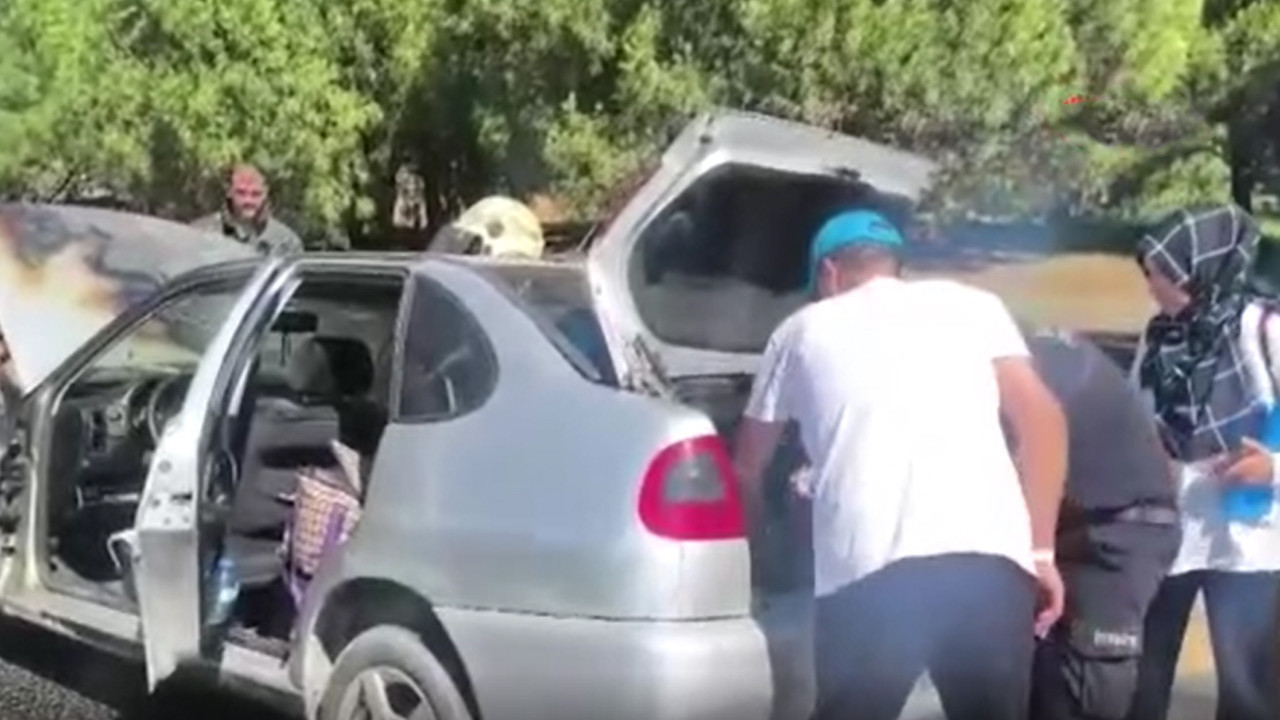 Antalya'da hastaneden taburcu olan sürücünün otomobili seyir halindeyken yandı
