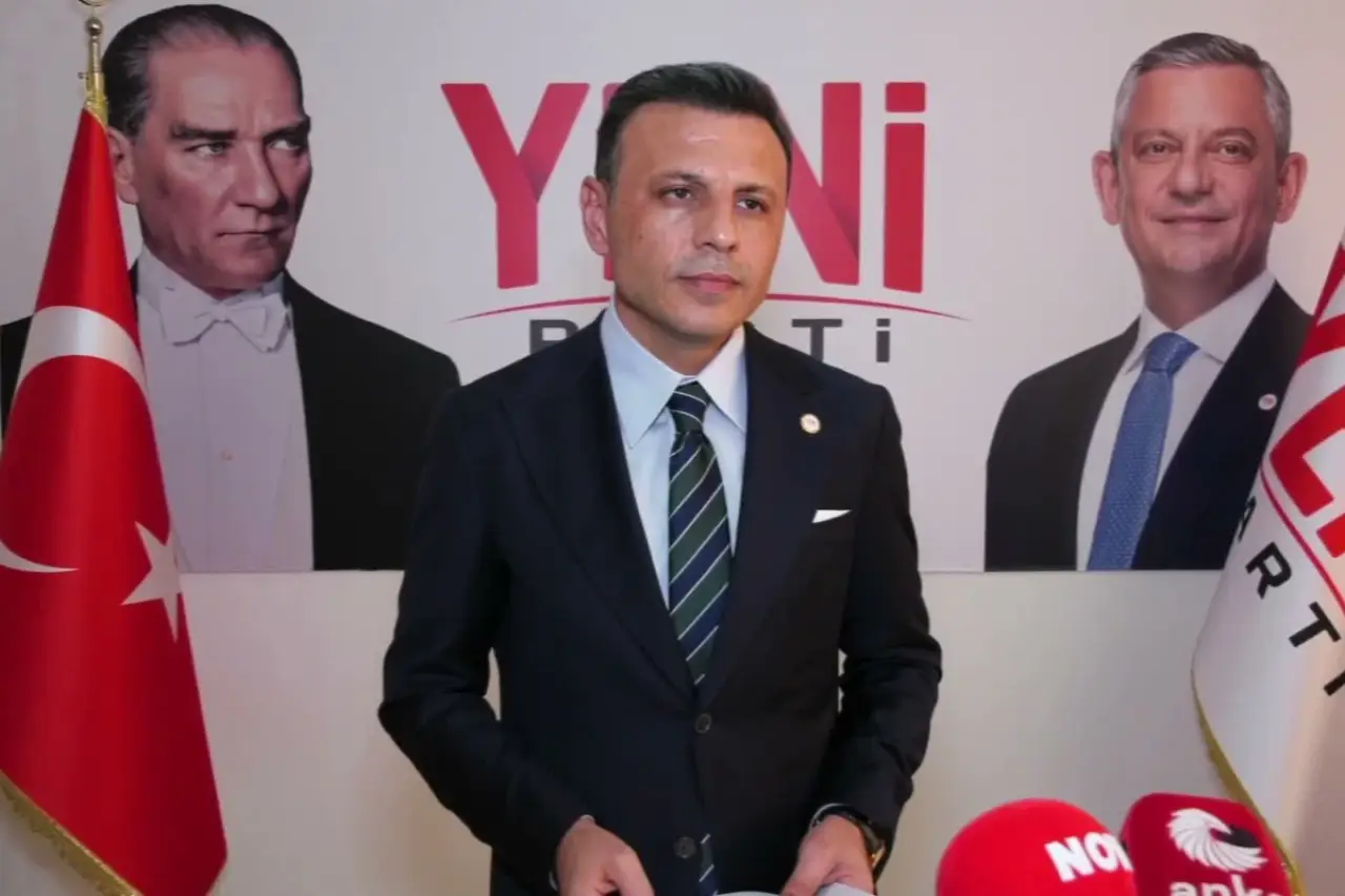 Özgür Çelik Yeni Parti İstanbul İl Başkanlığına seçildi