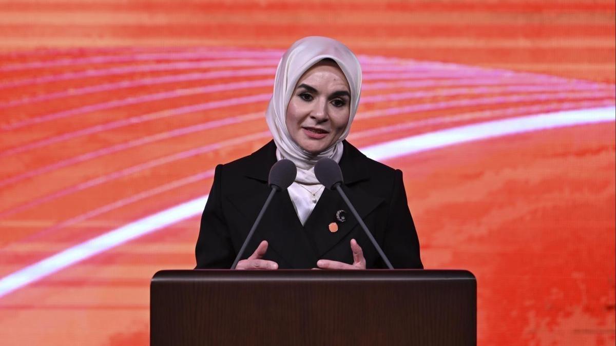 Bakan Göktaş babasına yönelik fon iddialarını reddederek hukuki süreç başlattı