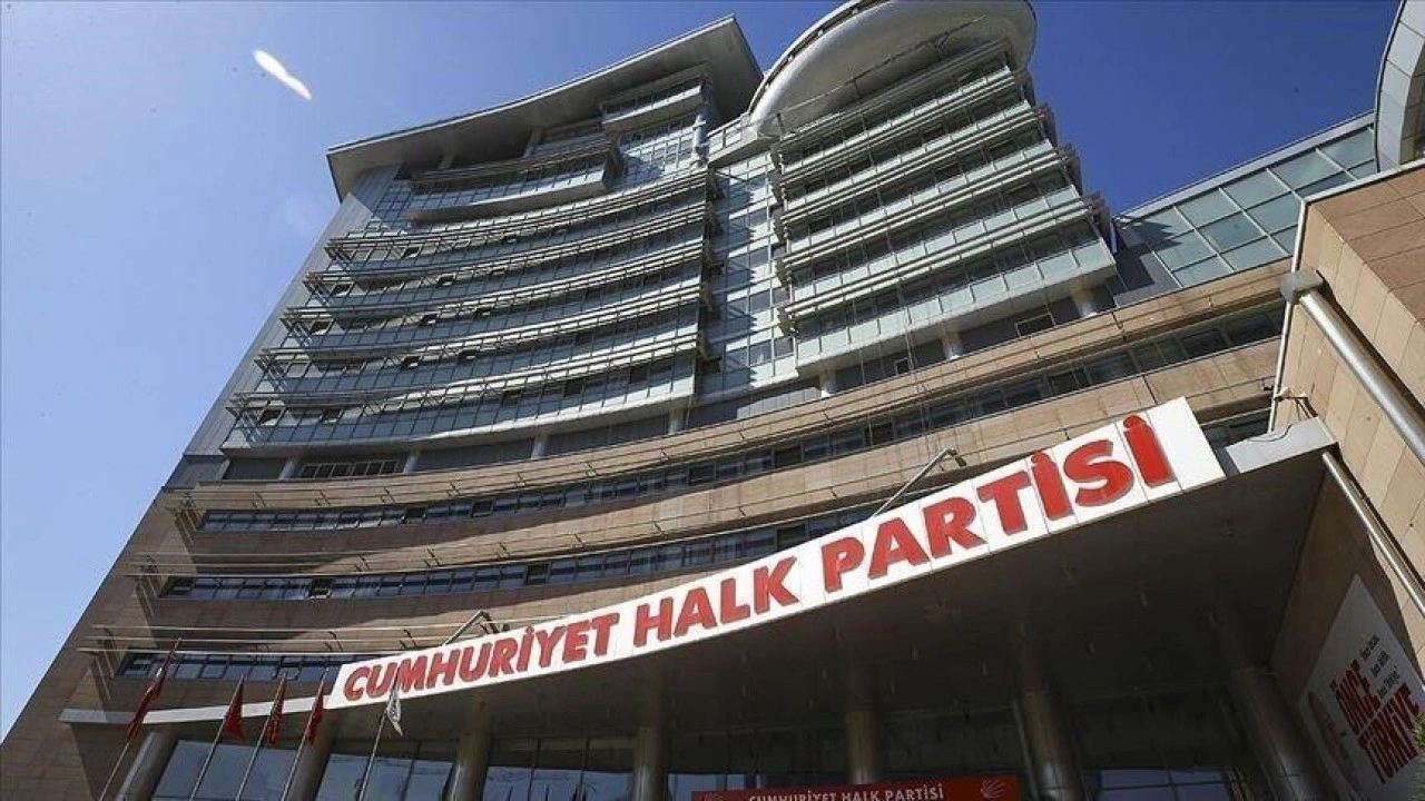 Cumhuriyet Halk Partisi kuruluşunun 103. yıl dönümünü kutluyor