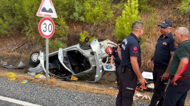 Aydın'da takla atan otomobilin yolcularından biri hayatını kaybetti