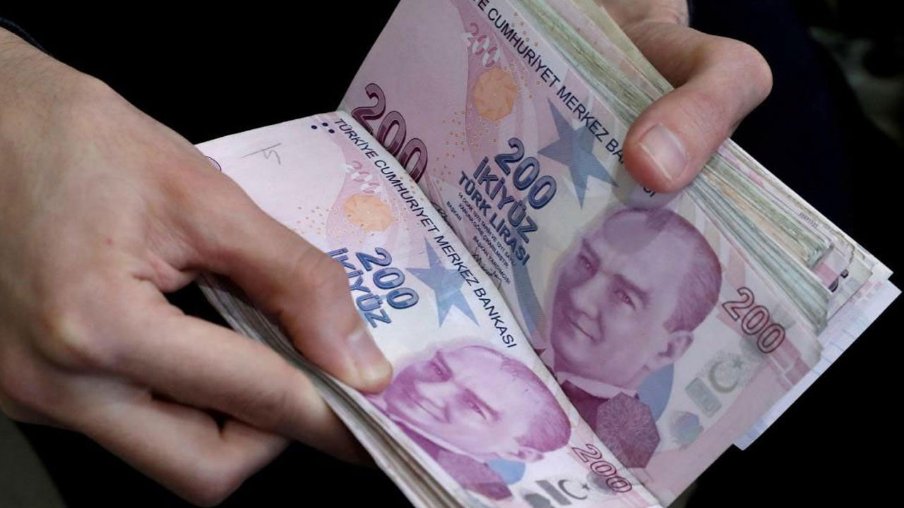 2027 yılı asgari ücret artışı için üç farklı zam senaryosu öngörülüyor