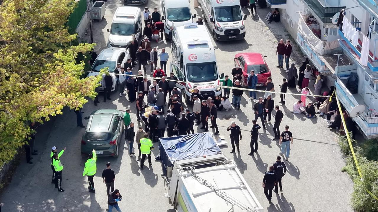 Erzurum'da belediye çöp kamyonunun çarptığı kadın yaşamını yitirdi