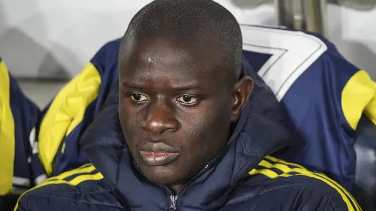 Zinedine Zidane'ın N'Golo Kante kararı Fransız basınında