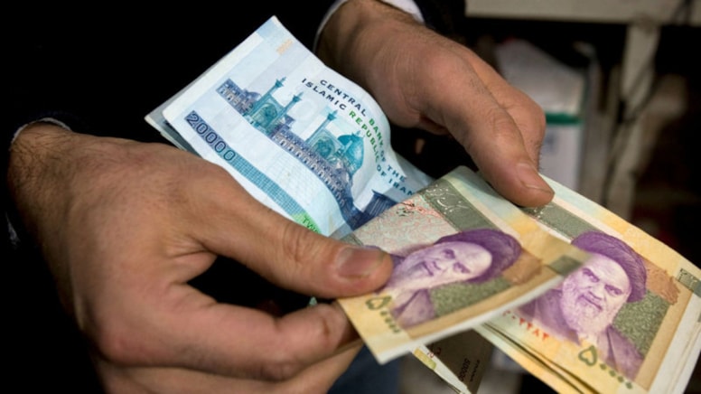 İran Merkez Bankası Başkanı döviz kurlarındaki farkın geçici olduğunu açıkladı