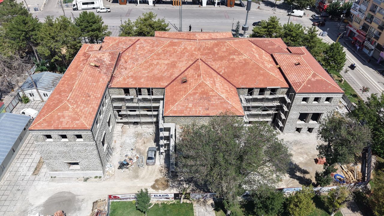 Elazığ'daki tarihi öğretmenevi müze ve kütüphane olarak açılacak