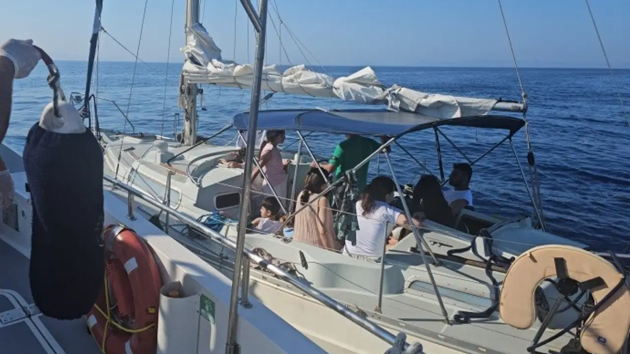 Didim açıklarında iki ayrı operasyonla düzensiz göçmenler kurtarıldı