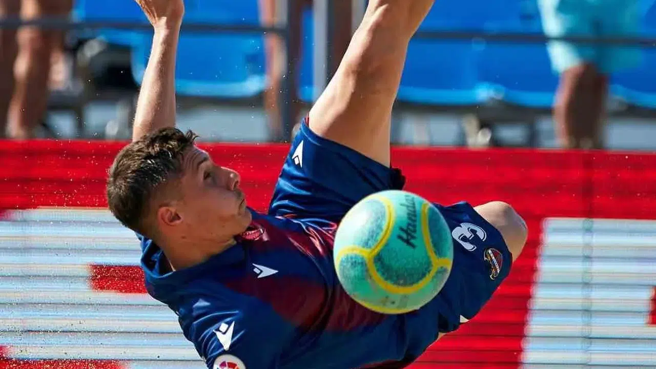Alanya, 33 ülkeden 48 takımı ağırlayacak plaj futbolu şampiyonasına ev sahipliği yapacak