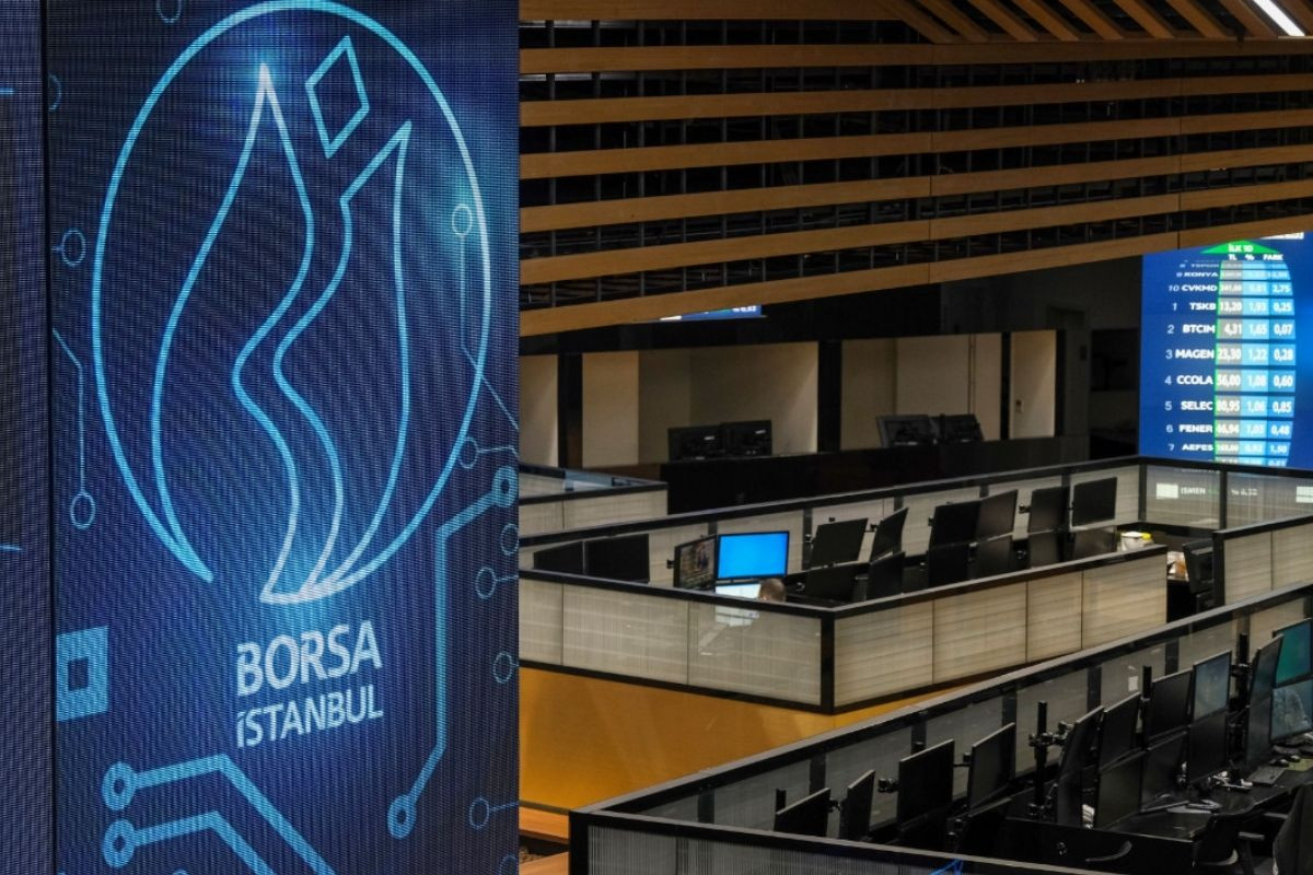 BIST 100 endeksi günü yüzde 2,38 değer kaybıyla tamamladı