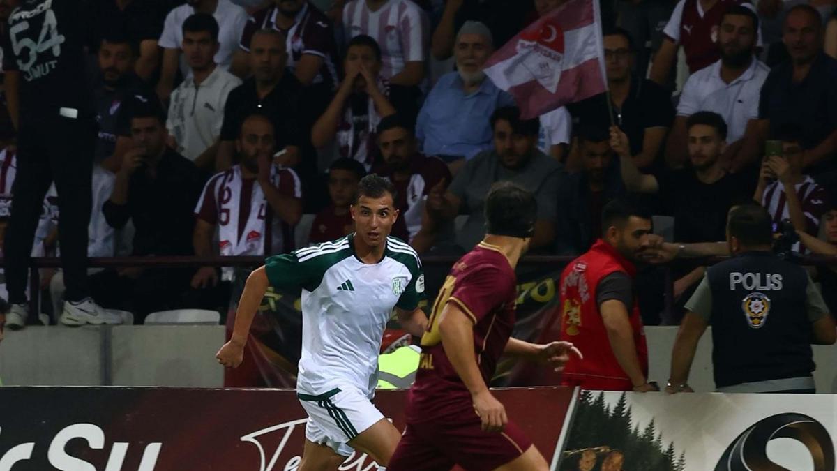Aliağa FK, Elazığspor deplasmanında 5-0 mağlup oldu