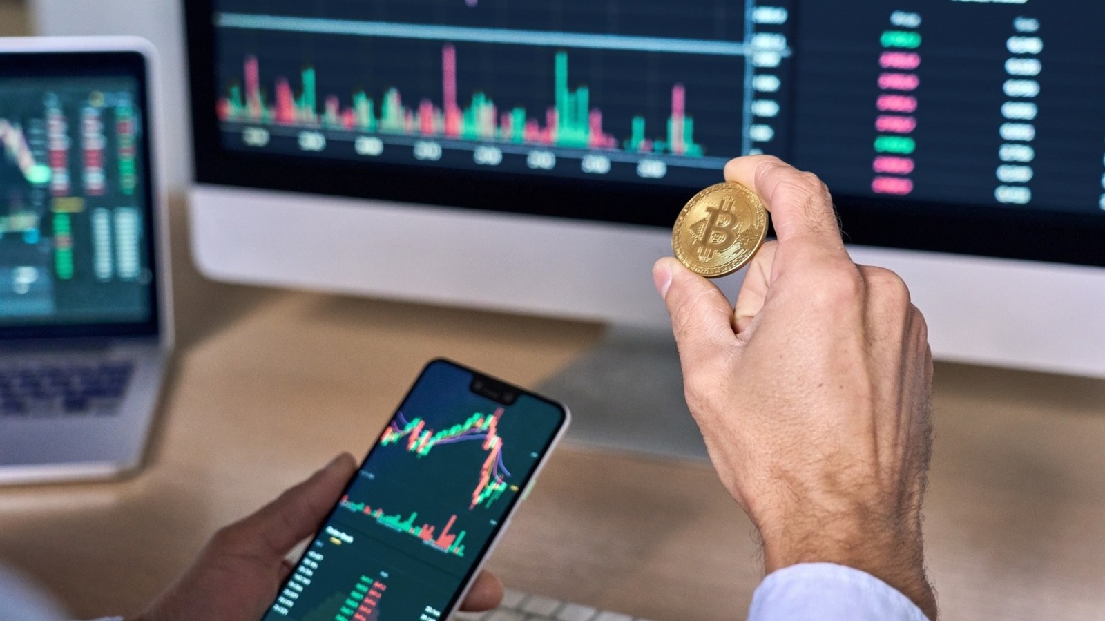 Bitcoin 80 bin dolar eşiğinde yükseliş beklentilerini artırdı